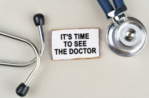 signs you should visit a doctor immediately emergency checkup in hospital